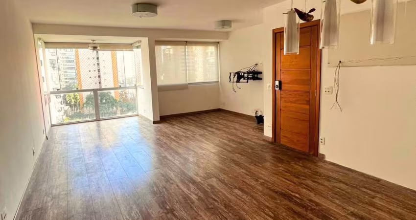 Apartamento em Moema 143 metros 04 quartos 01 suíte 02 vagas