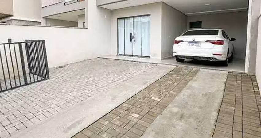 Sobrado geminado com Suíte Master e Acabamentos de Qualidade no Bairro Três Rios do Sul, Jaraguá do Sul