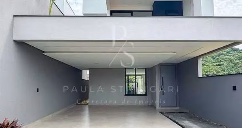 Casa com 3 quartos à venda na Rua Oscar Schmitz, Três Rios do Norte, Jaraguá do Sul