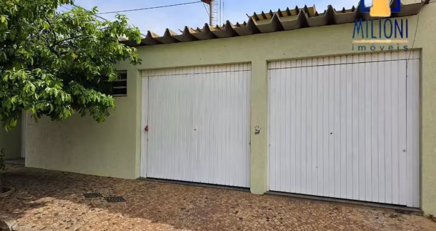 Casa com 3 quartos à venda na Rua Sicilia, --, Vila Roma, Salto