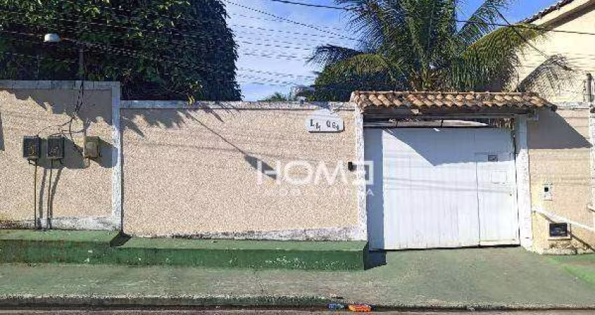 Casa com 2 dormitórios à venda, 311 m² por R$ 322.000,00 - Laranjal - São Gonçalo/RJ