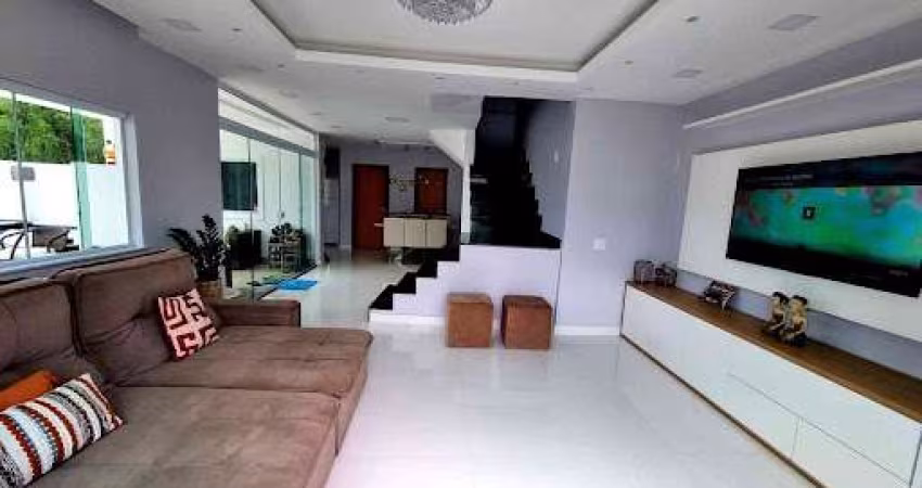 Casa com 3 dormitórios à venda, 300 m² por R$ 569.000,00 - Vargem Grande - Rio de Janeiro/RJ