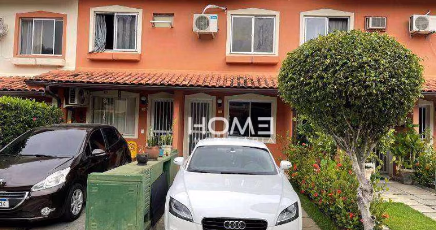 Linda Casa em Condomínio Fechado – 3 Quartos, Terraço e Lazer Completo!