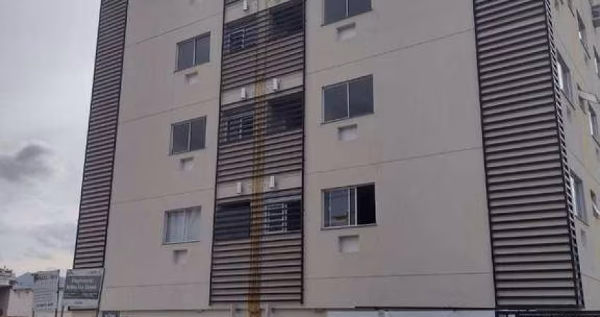 Apartamento com 2 dormitórios à venda, 45 m² por R$ 111.000,00 - Tanque - Rio de Janeiro/RJ