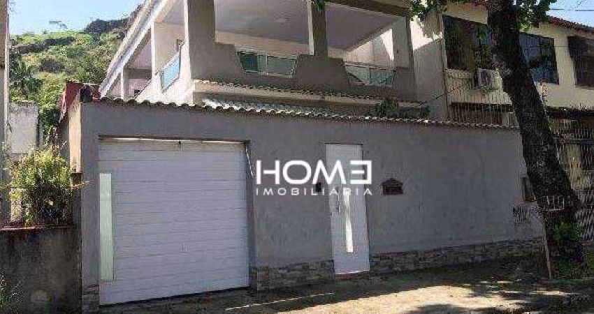Casa com 3 dormitórios à venda, 230 m² por R$ 345.000 - Vila Kosmos - Rio de Janeiro/RJ