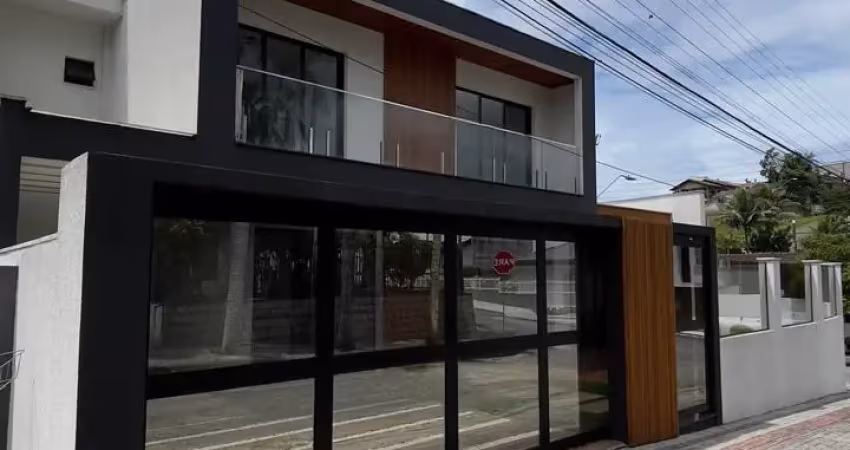 Casa com 3 quartos à venda no Floresta, Joinville 