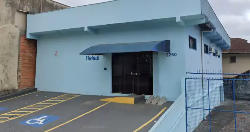 Sala comercial em excelente localização no bairro boa vista