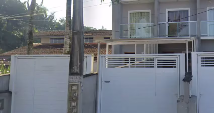 Lindo geminado exclusivo e bem localizado no bairro floresta