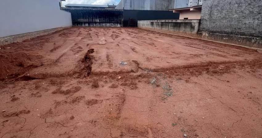 Terreno no bairro Floresta