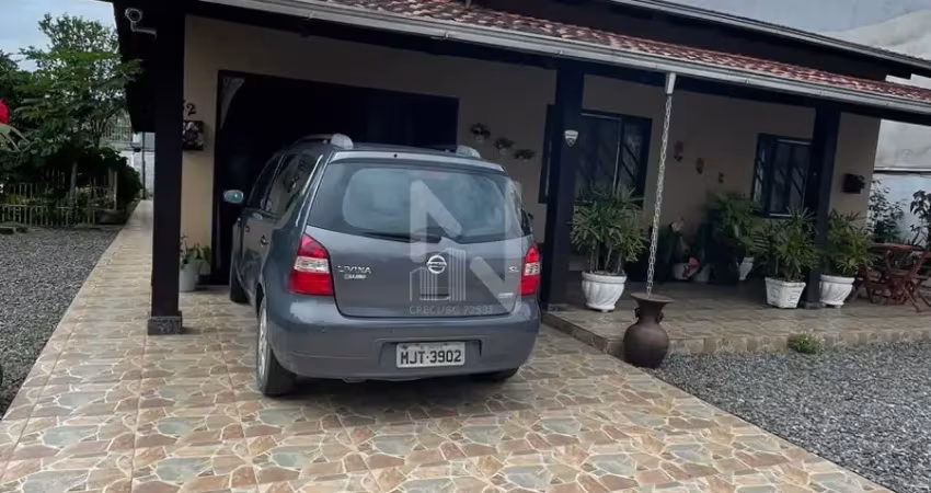 Casa com 3 quartos à venda no João Costa, Joinville 