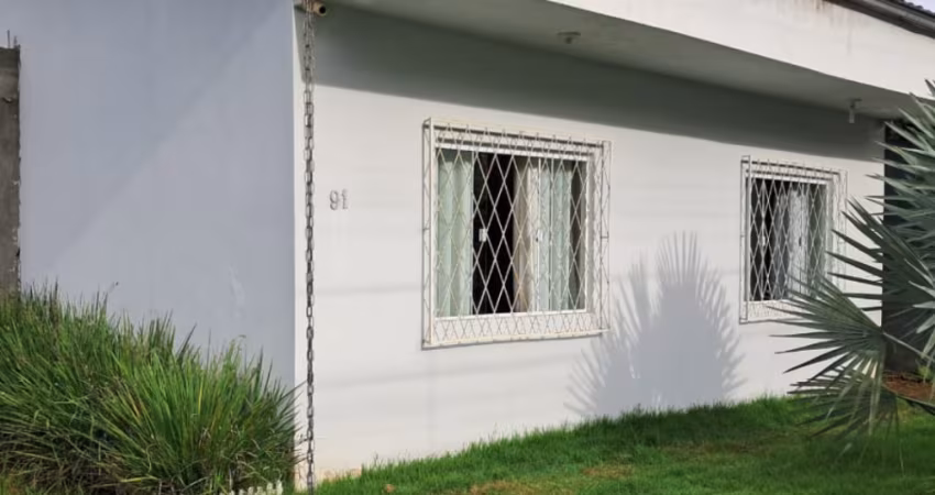 Casa aconchegante com piscina no Petrópolis