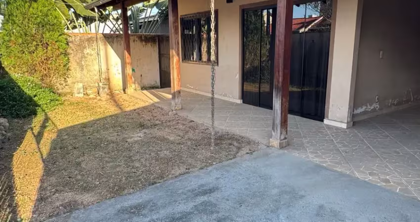 Casa com 3 quartos à venda no Petrópolis, Joinville 