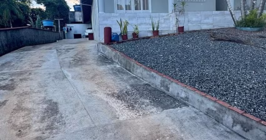 Casa Aconchegante em Vasto Terreno no Boa Vista