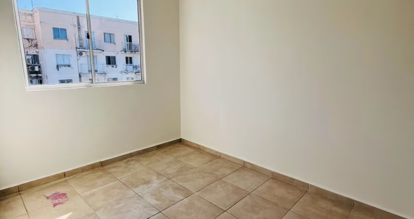 Apartamento Charmoso dentro de Condomínio no João Costa