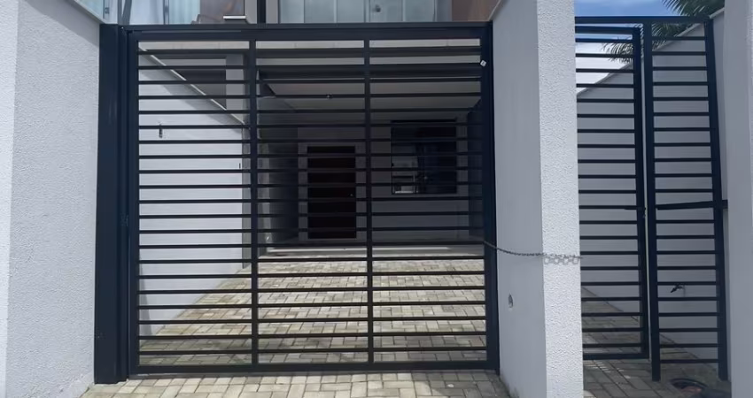 Geminado Sofisticado com Piscina no Guanabara