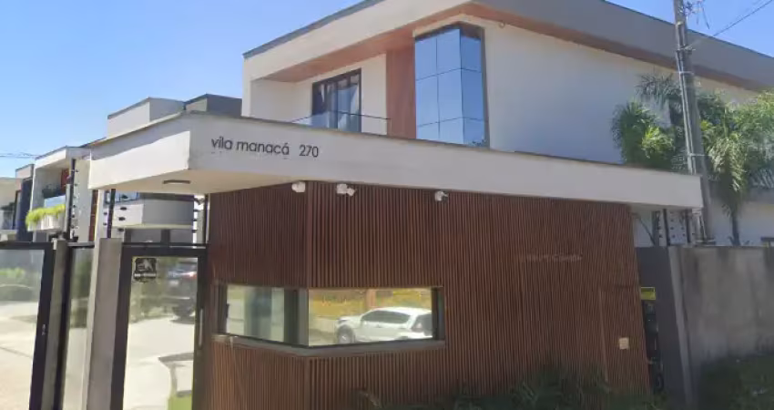 Casa de alto padrão em condomínio fechado no bairro glória!