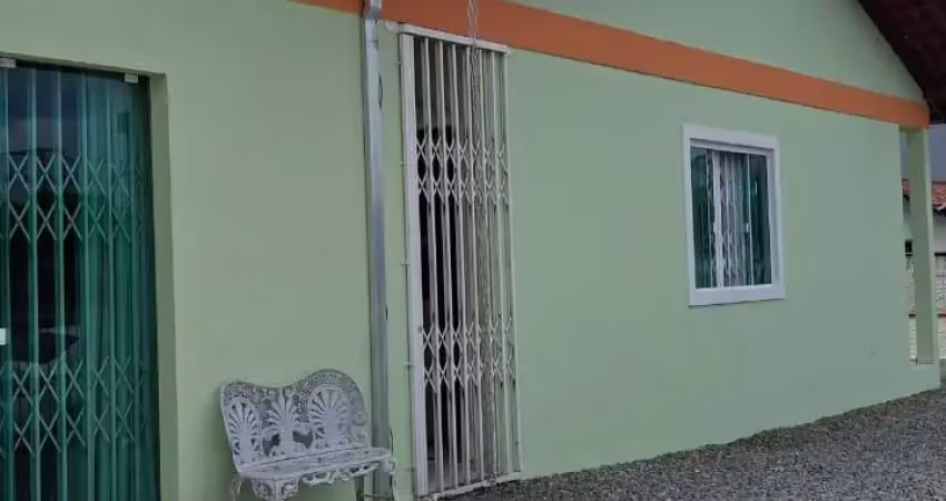 Casa com 3 quartos à venda no Jardim Iririú, Joinville 