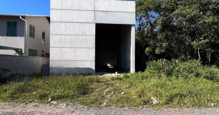 Galpão em Construção no Centro de Araquari