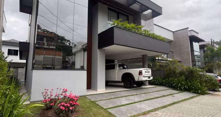 Casa Alto Padrão no Vila Nova