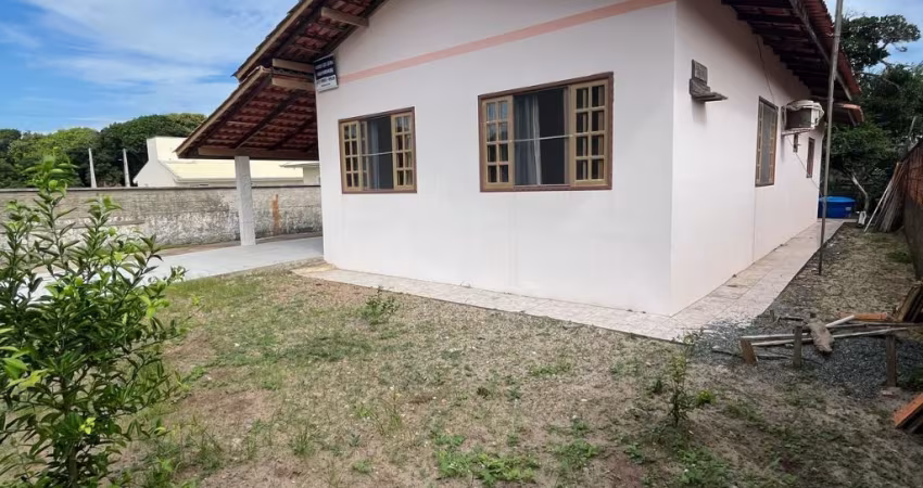 Casa na Beira da Praia do Ervino