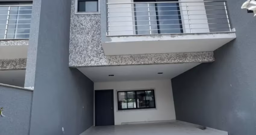 Casa com 3 quartos à venda no Saguaçu, Joinville 