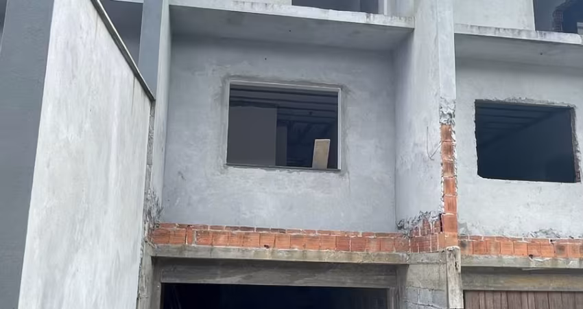 Geminado Triplex no Jardim Sofia