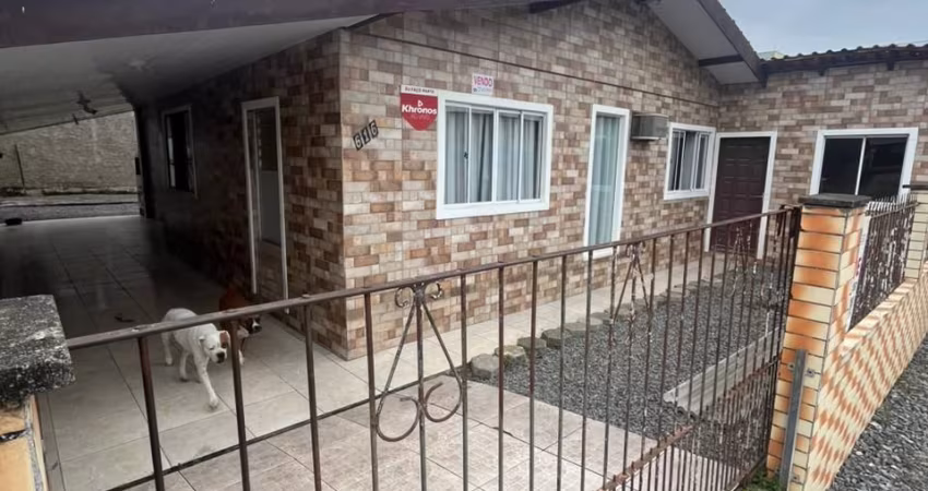 Linda Casa pronta para morar no Itinga em Araquari