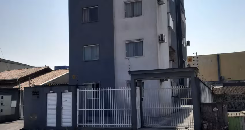 Lindo e aconchegante apartamento bem localizado no aventureiro