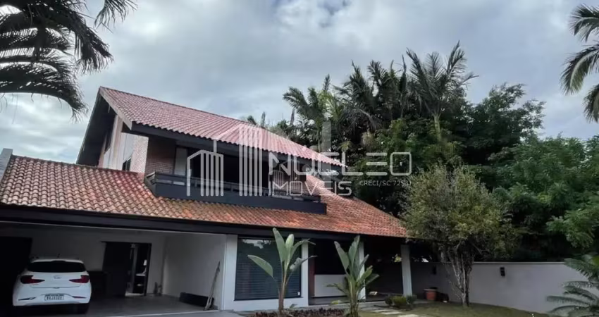 Sofisticada e ampla residência de alto padrão no bairro américa