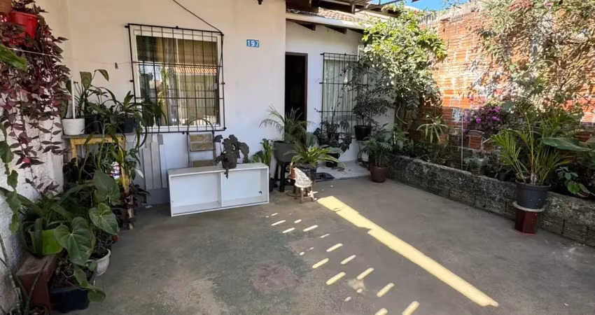 Linda e aconchegante casa bem localizada no bairro vila cubatão