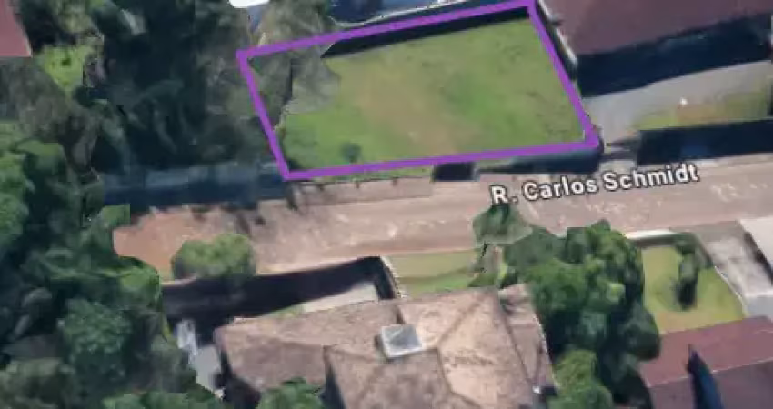 Terreno amplo e murado em excelente localização no bairro saguaçu