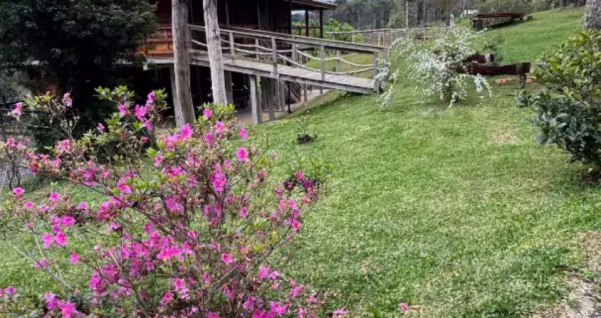 Charmosa chácara com amplo terreno no salto do engenho em campo alegre
