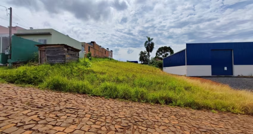 Excelente Terreno para construção Residencial ou  Comercial.