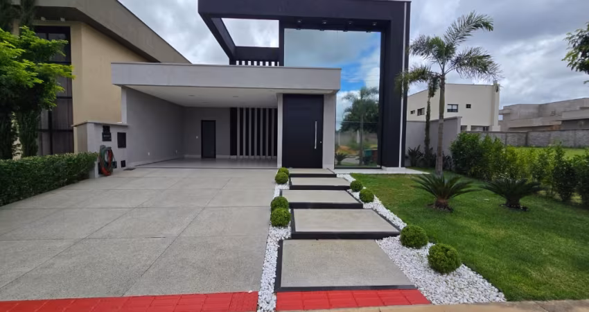 Belíssima casa condomínio parque Ville pinheiros