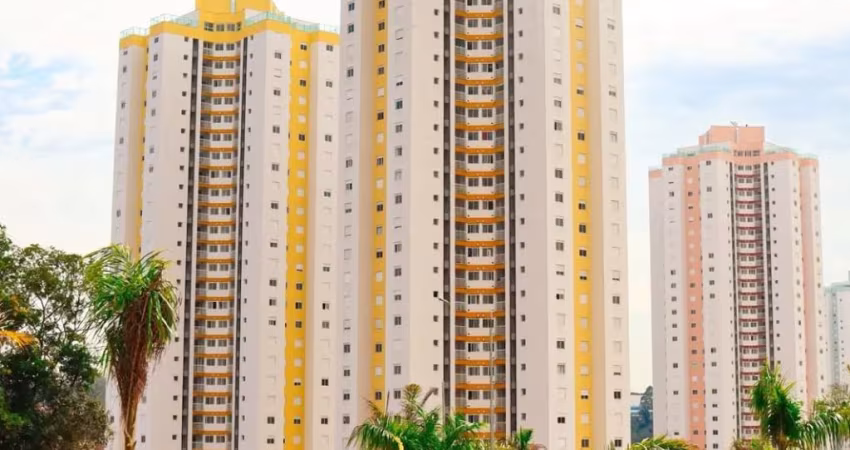 Vendo apartamento reformado- 2 dormitórios 82m². Faltando 53 parcelas para quitar o apto.