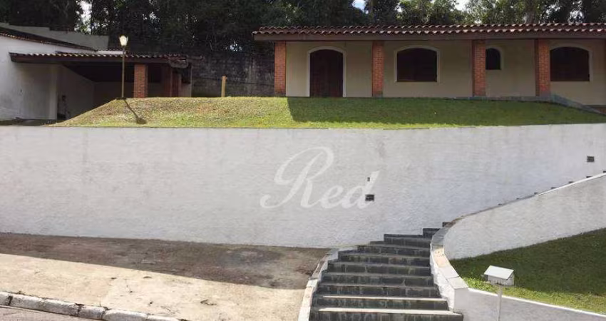 Casa com 3 dormitórios à venda, 373 m² por R$ 1.700.000,00 - Caputera - Arujá/SP