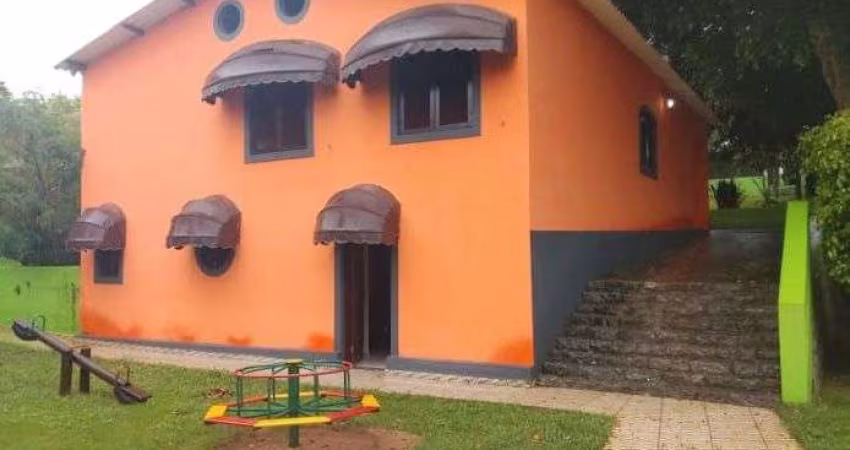 Chácara com 13 dormitórios à venda, 6000 m² por R$ 1.500.000,00 - Ipelândia - Suzano/SP