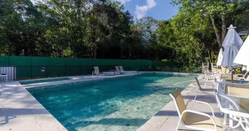 casa duplex para venda tem 62 metros quadrados com 2 quartos sendo 1 suíte em Vargem Grande -
