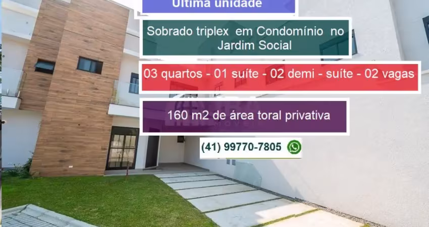 Jardim social sobrado em condomínio pronto para morar .
