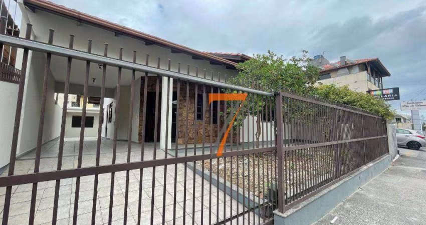 Casa com 2 dormitórios para alugar, 73 m² por R$ 5.172,16/mês - Areias - São José/SC