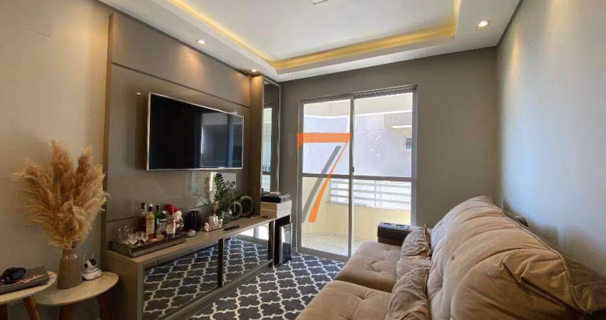 Apartamento com 3 dormitórios à venda, 92 m² por R$ 650.000,00 - Barreiros - São José/SC