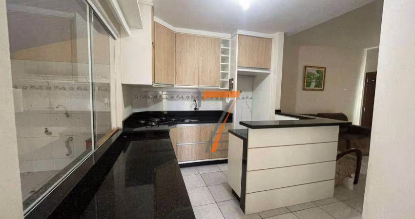 Casa com 2 dormitórios para alugar, 84 m² por R$ 2.915/mês - Forquilhas - São José/SC