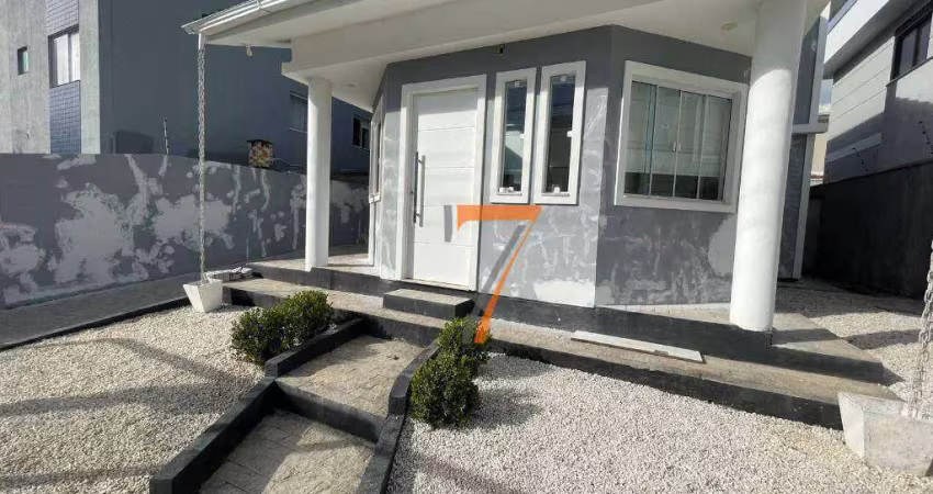 Casa com 3 dormitórios para alugar, 300 m² por R$ 6.150,00/mês - Passa Vinte - Palhoça/SC