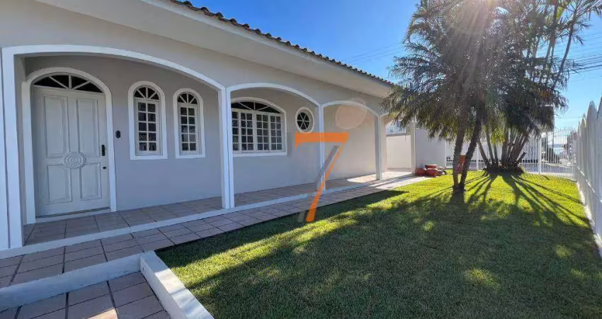 Casa com 3 dormitórios para alugar por r$ 6.206,00/ano - barreiros - são josé/sc