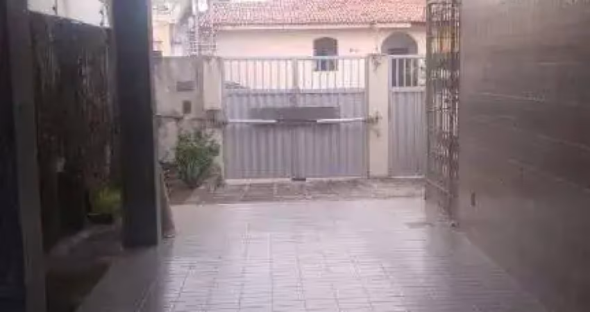 Casa com 4 quartos à venda na Rua Olinto Meira, 1072, Alecrim, Natal