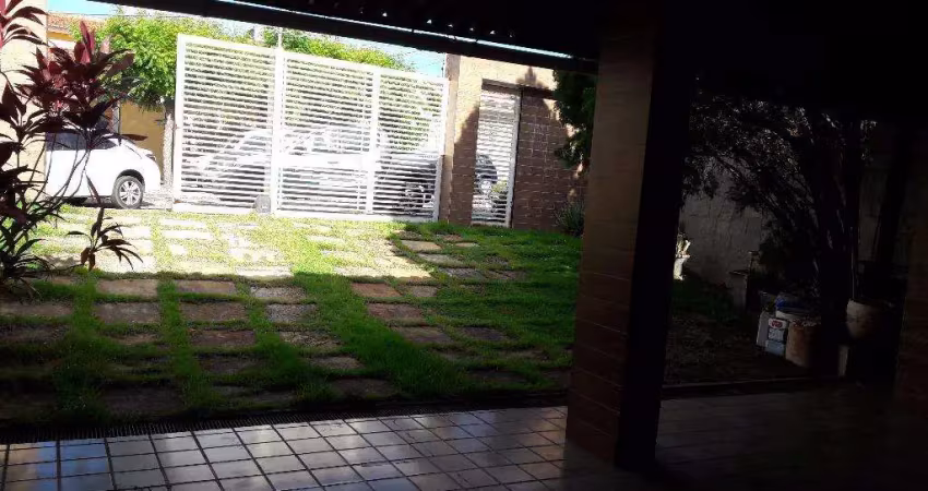 Casa Comercial em Lagoa Nova