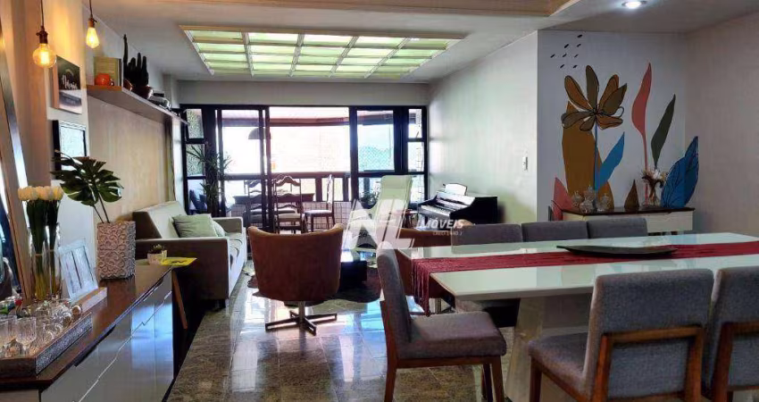 Apartamento com 220m², 3suites no Tirol - semi mobiliado, 2vagas cobertas