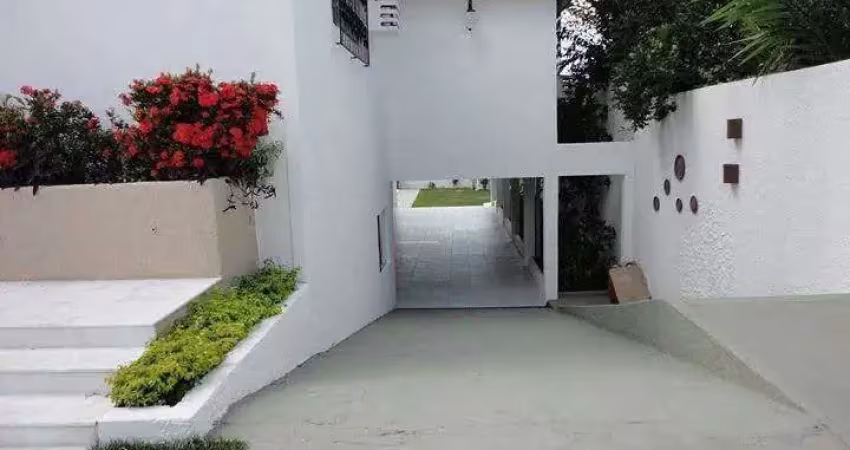Casa espetacular em lagoa nova - com 950m² - 9quartos - 10vagas