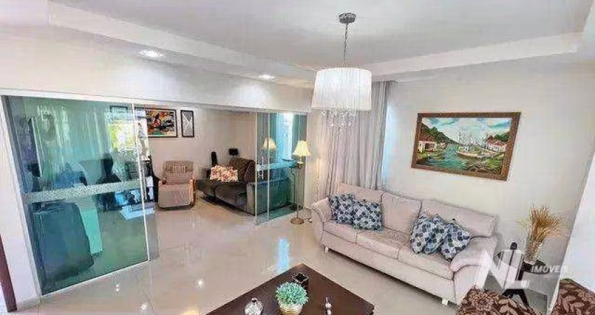 Casa no Flora Boulevard, com 272m² 4suites