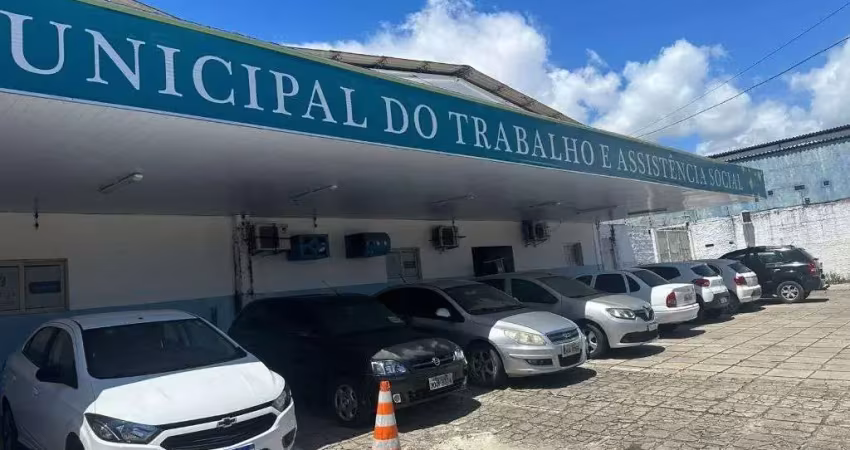 Aluga-se - prédio comercial na av. nevaldo rocha  - com 3.000m² de área total